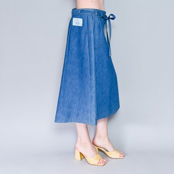 783. LEVI'S VINTAGE Denim Wrap Midi Skirt Sz 34 XL - Picture 3 of 9